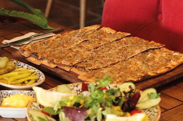 Kıymalı Pide